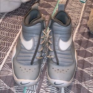 NIKE AIR SHAKE NDESTRUKT